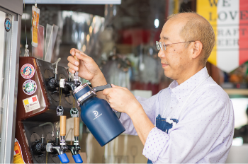 クラフトビールの店頭量り売り